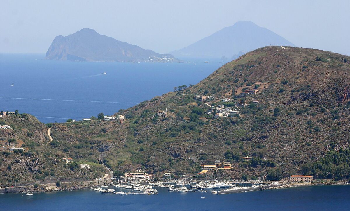 lipari panarea stromboli view