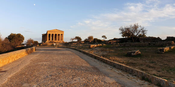 temple of concordia.jpg