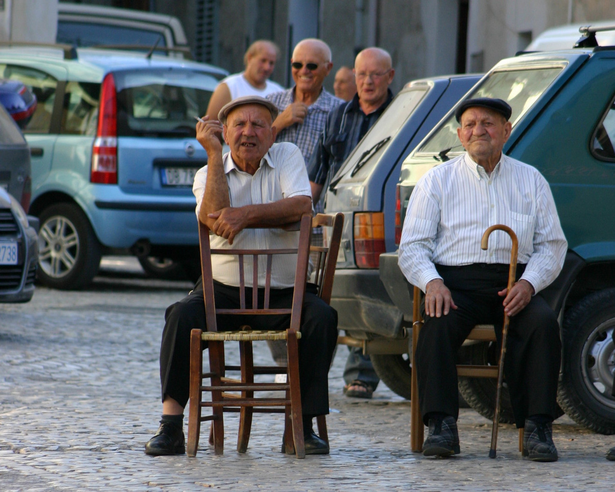 Incontra i locali