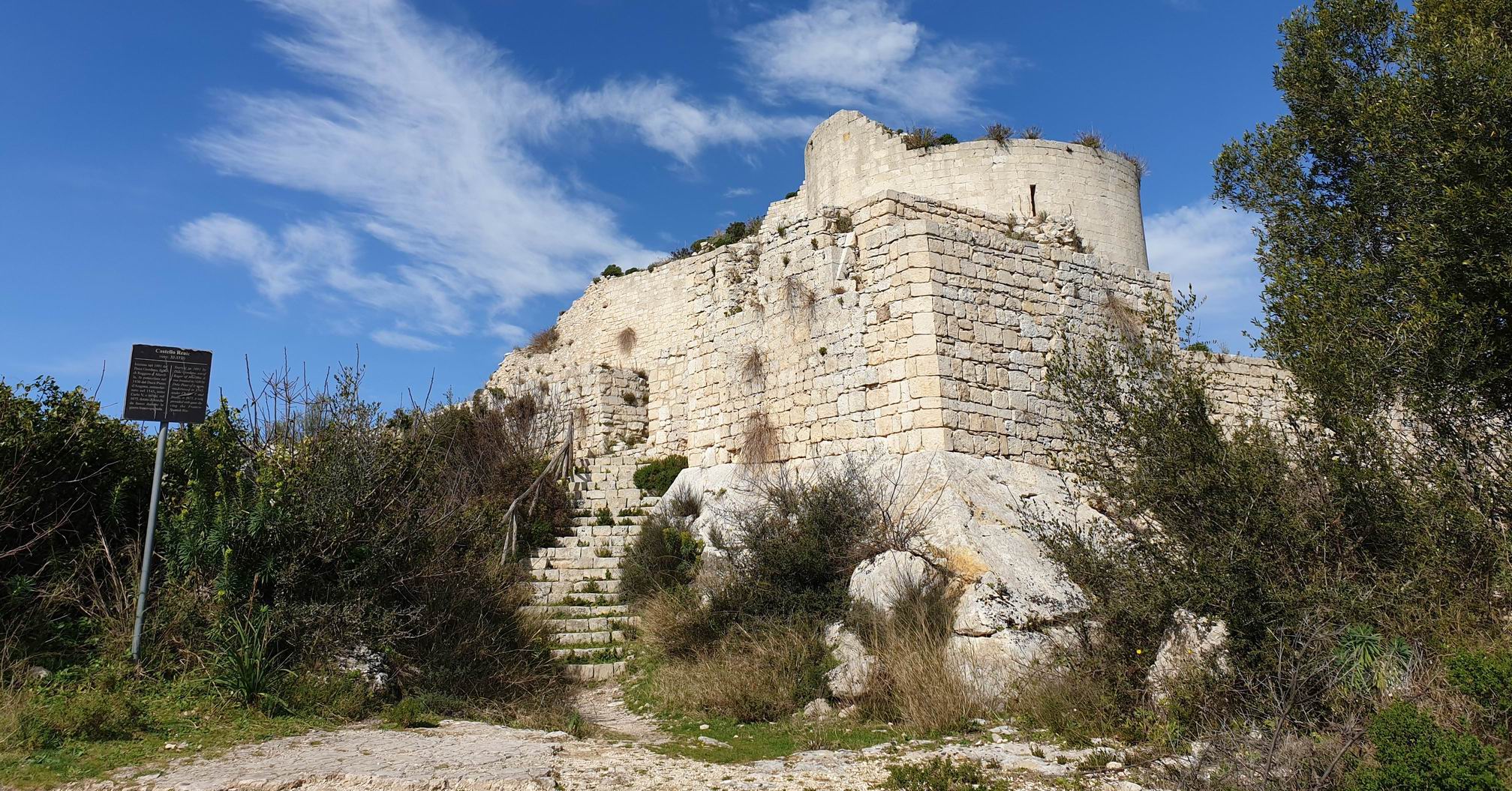 Noto_Antica_Archaeological_Trekking_Tour.jpg