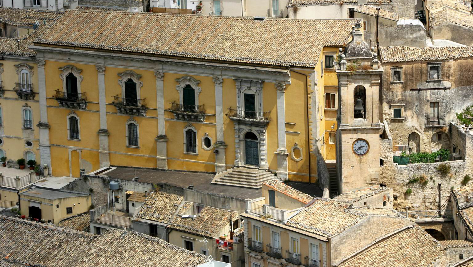 Sortino_Trono_Palace_Ragusa.JPG