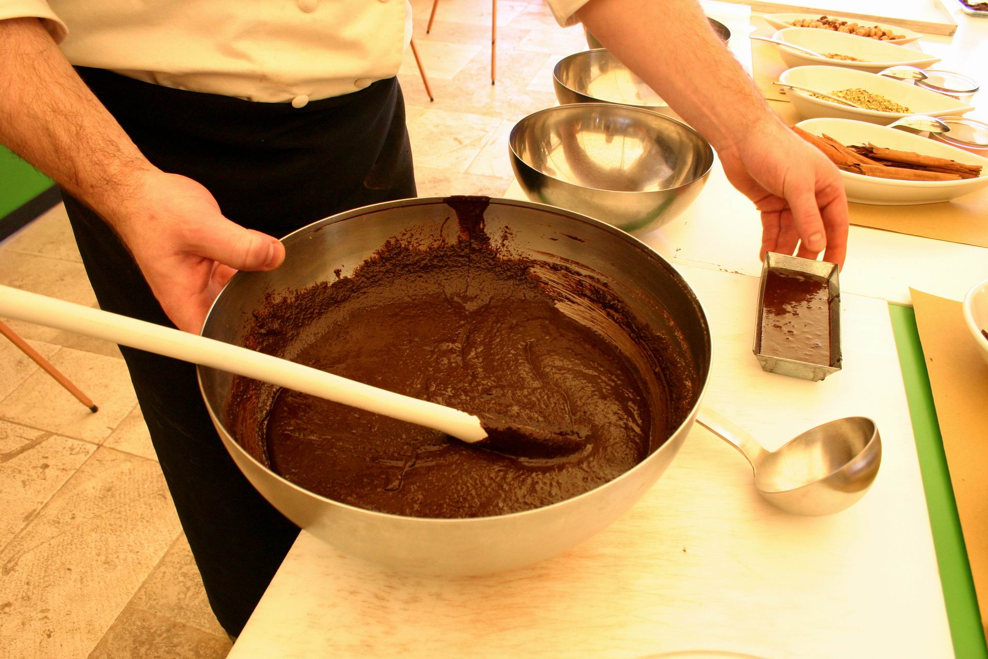 Chocolate_Making_Class_Modica.jpg