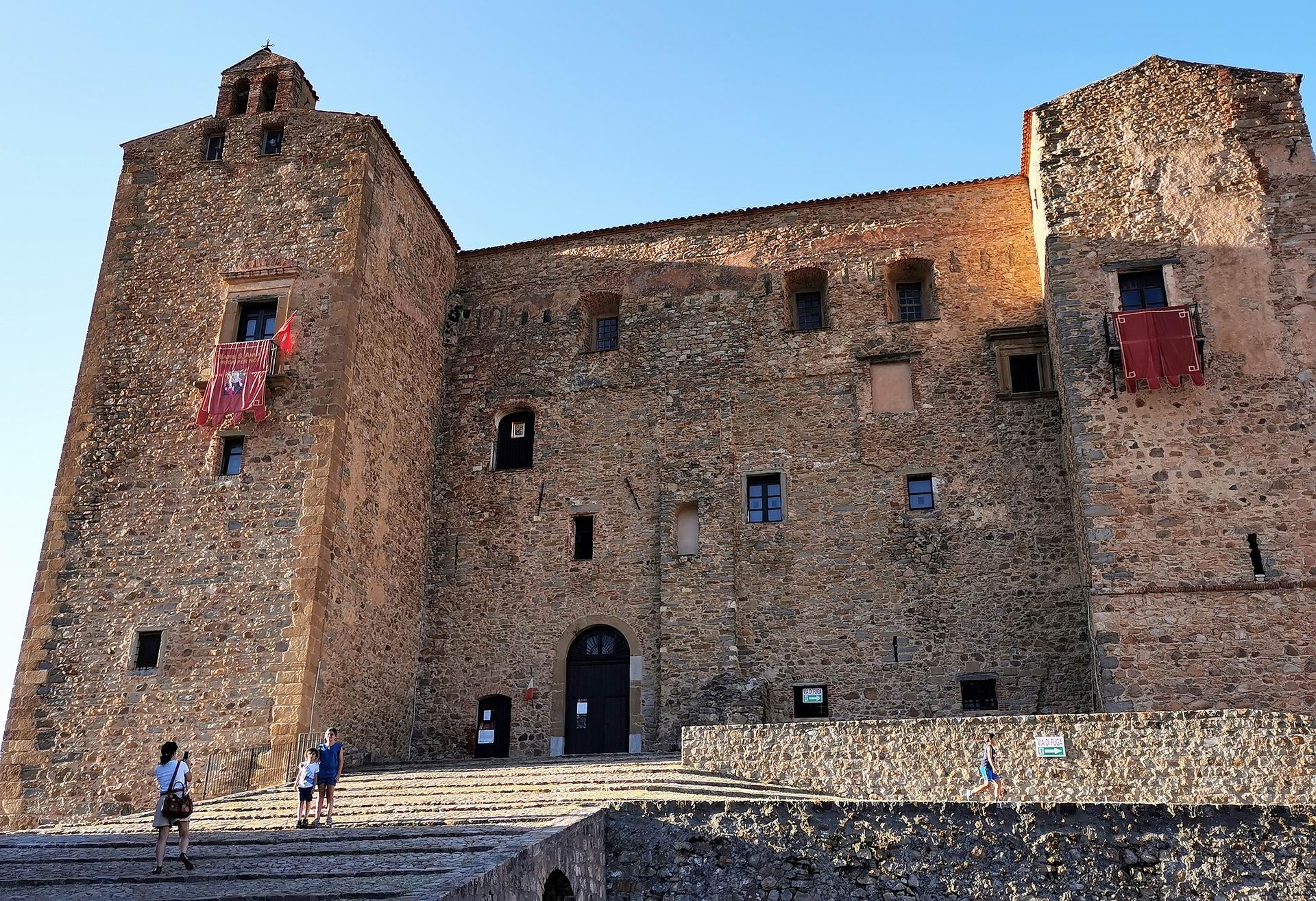 castelbuono-museum-castle.jpg