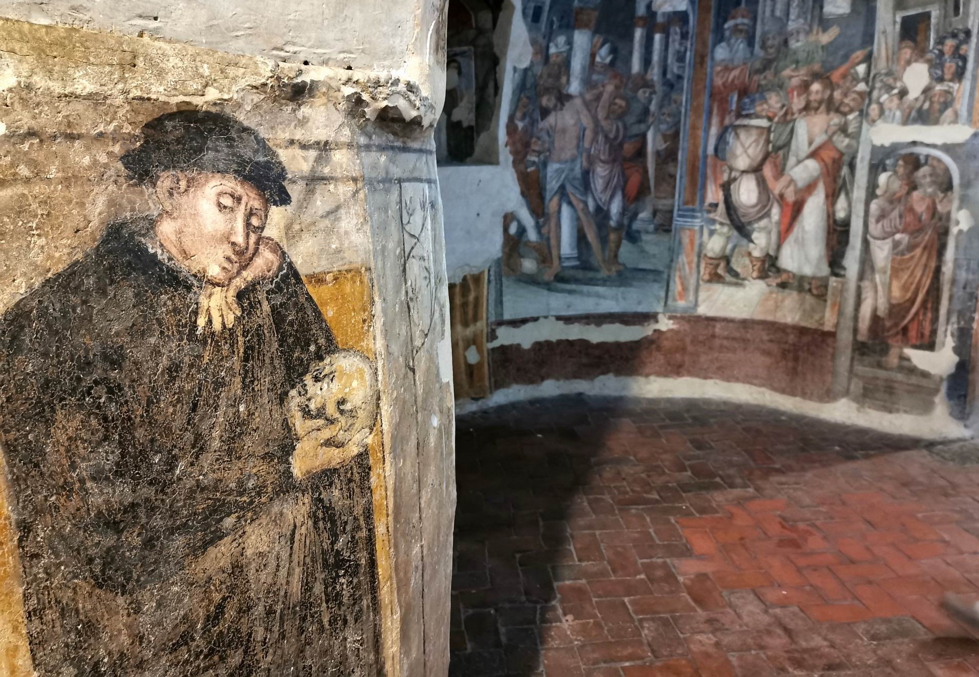 frescos-in-castelbuono.jpg