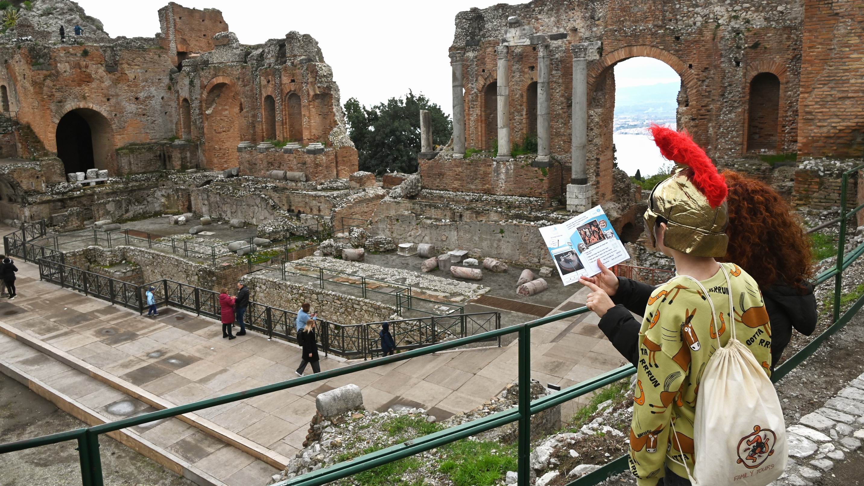 Taormina_Private_Family_Walking_Tour.JPG