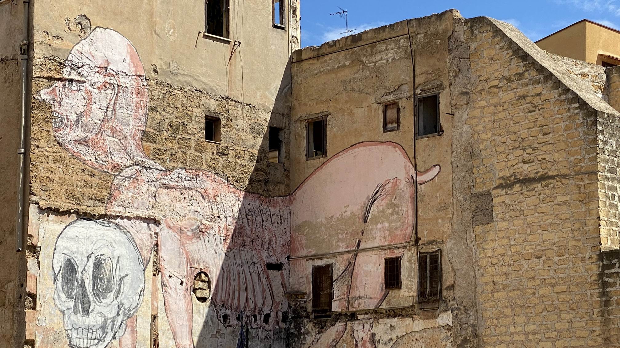 Contemporary_and_Street_art_tour_of_Palermo.jpg