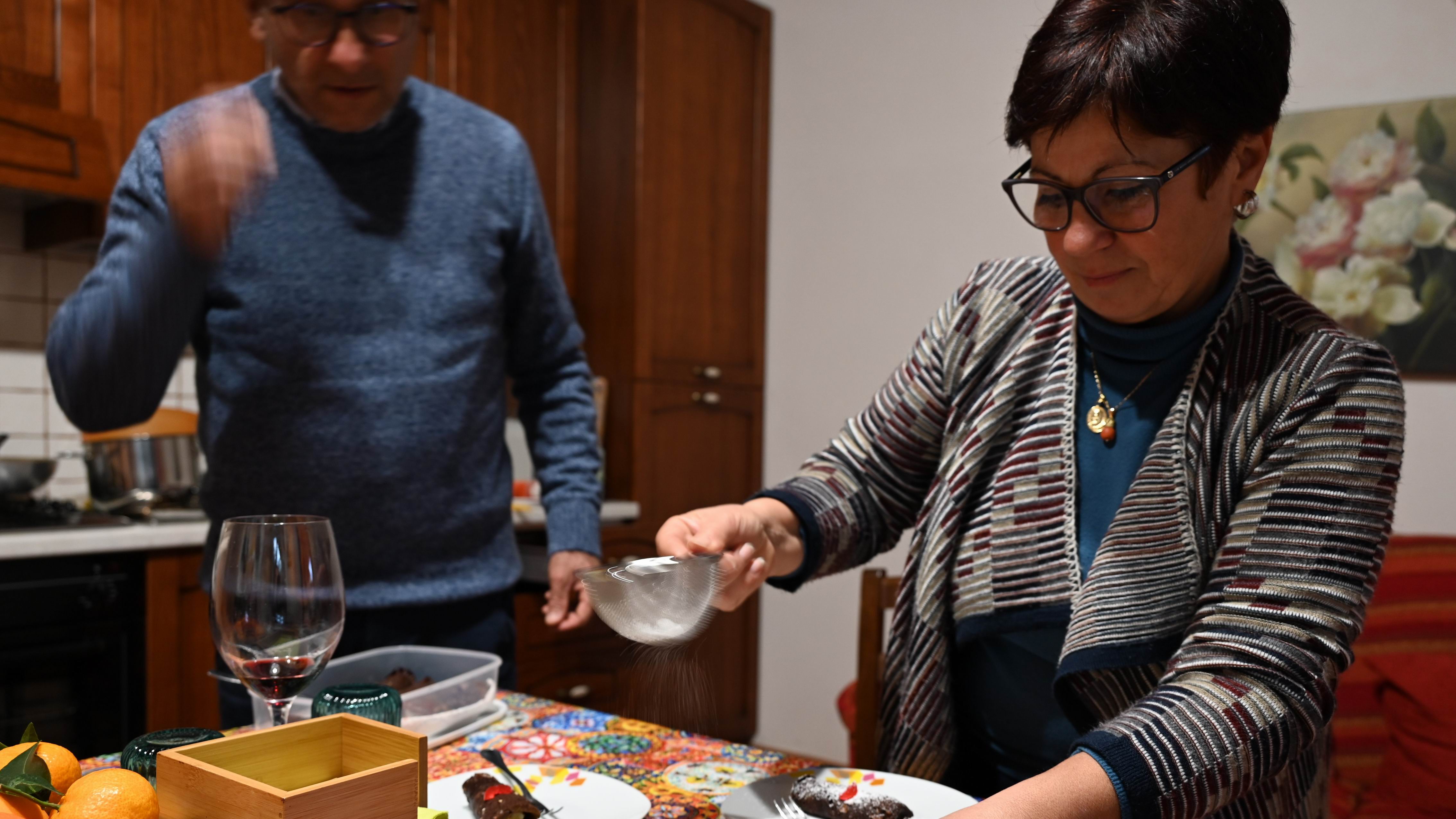 Olive_oil_tasting_Sciacca_Agrigento.JPG