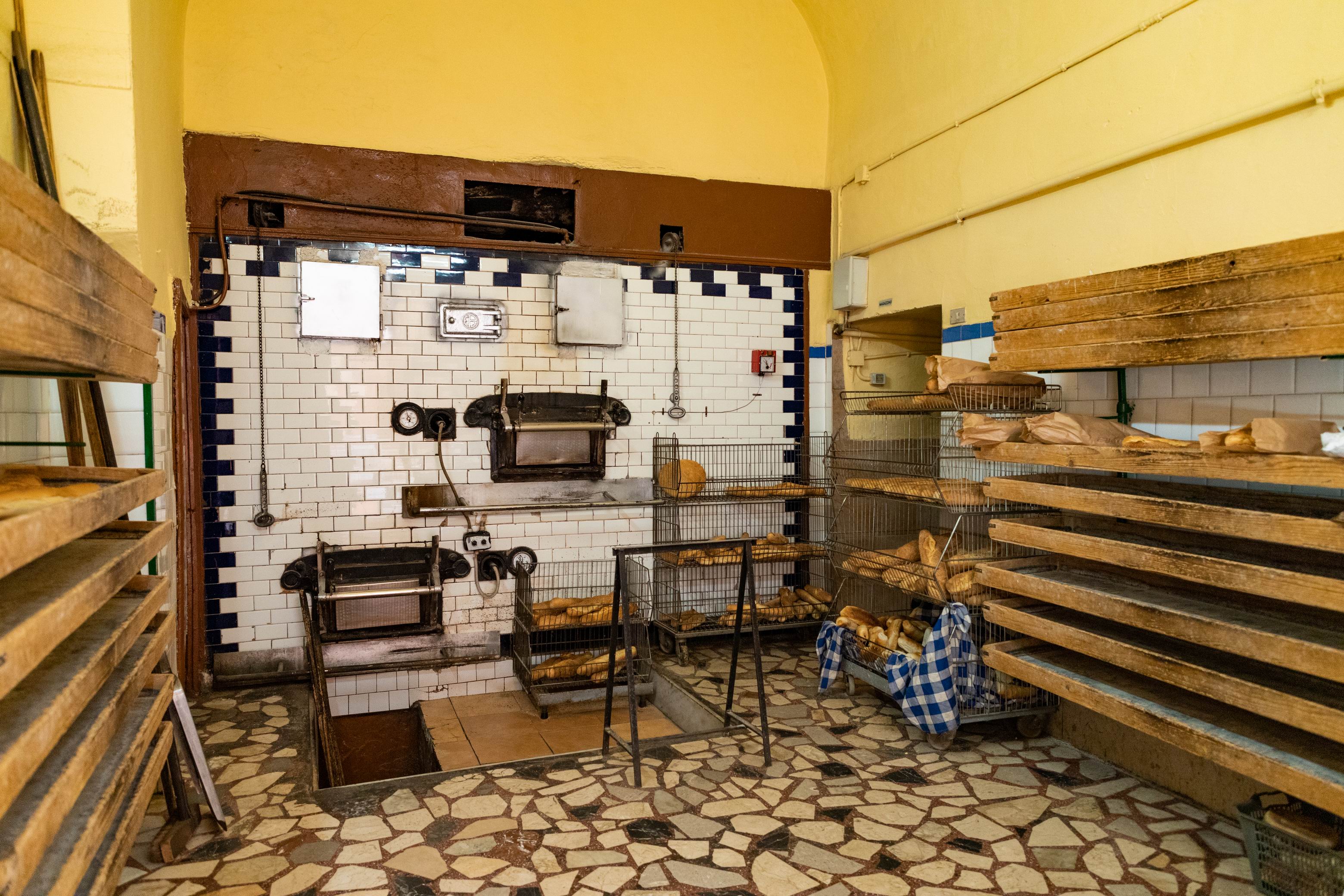 family-run-bakery-sciacca-sicily-artisan-bread.jpg