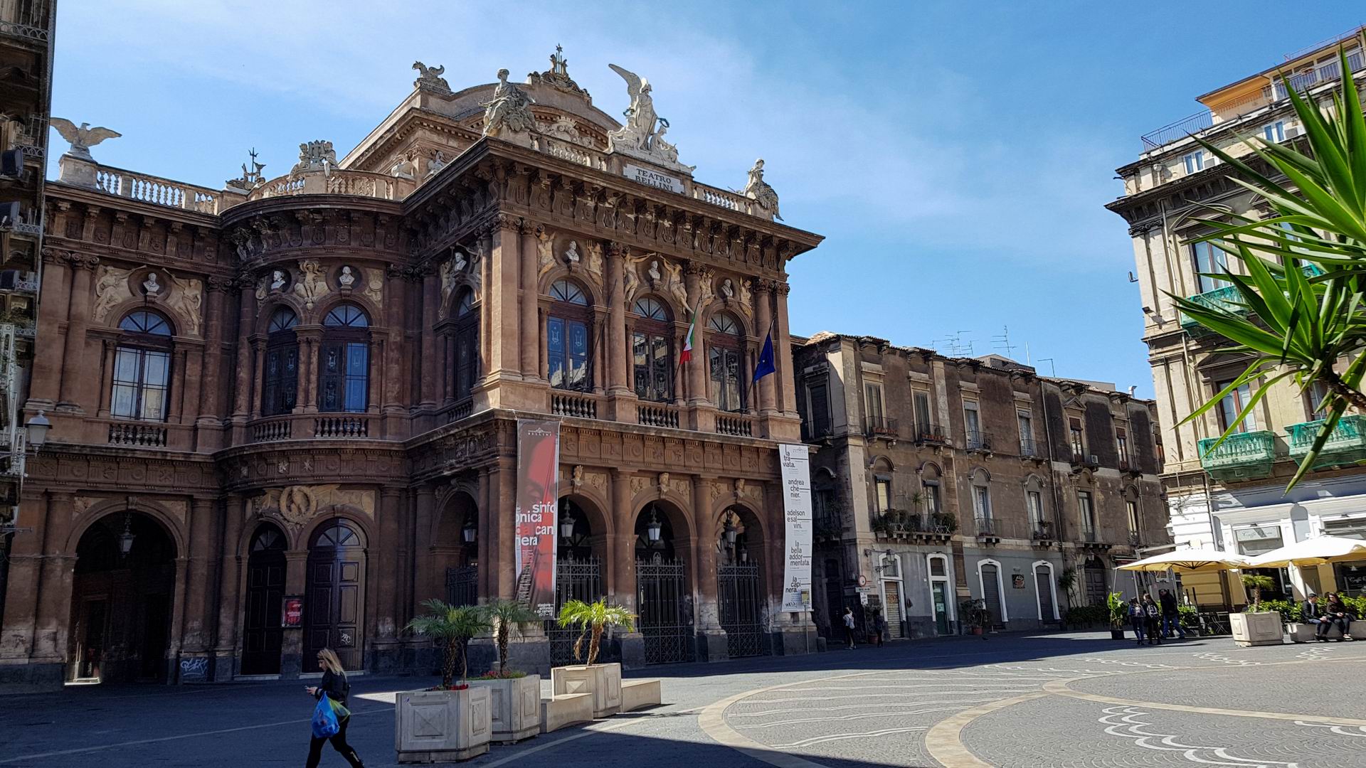 Catania_tour_Bellini_Theatre.jpg