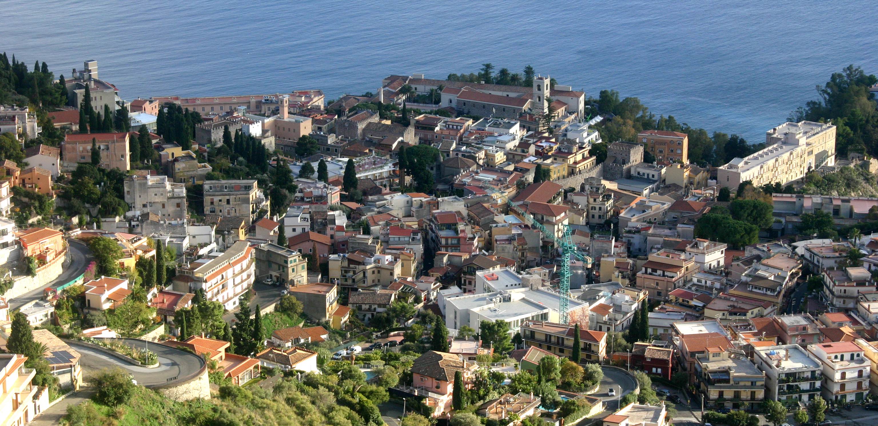 Taormina_Archaeological_Tour.JPG