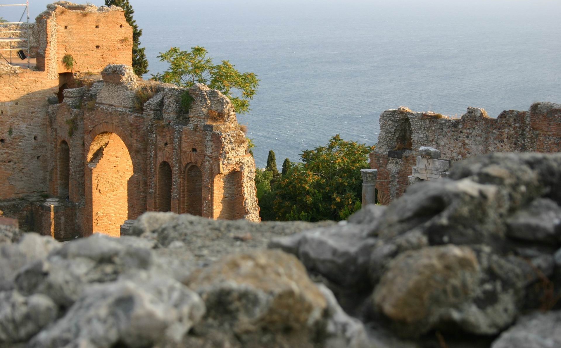 Taormina_Greek_theater_2.jpg