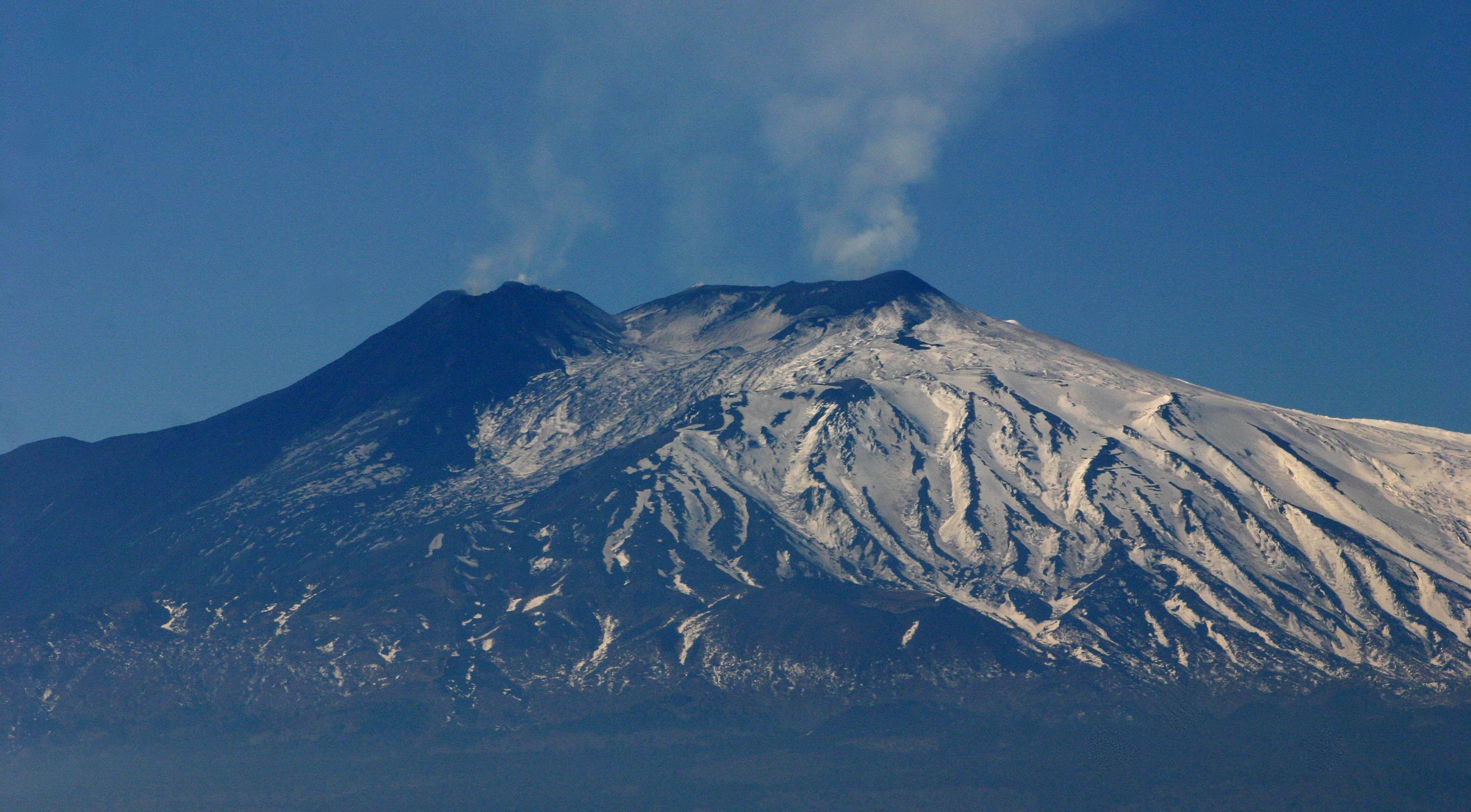 Etna_Trekking_foodwine_Tour.JPG