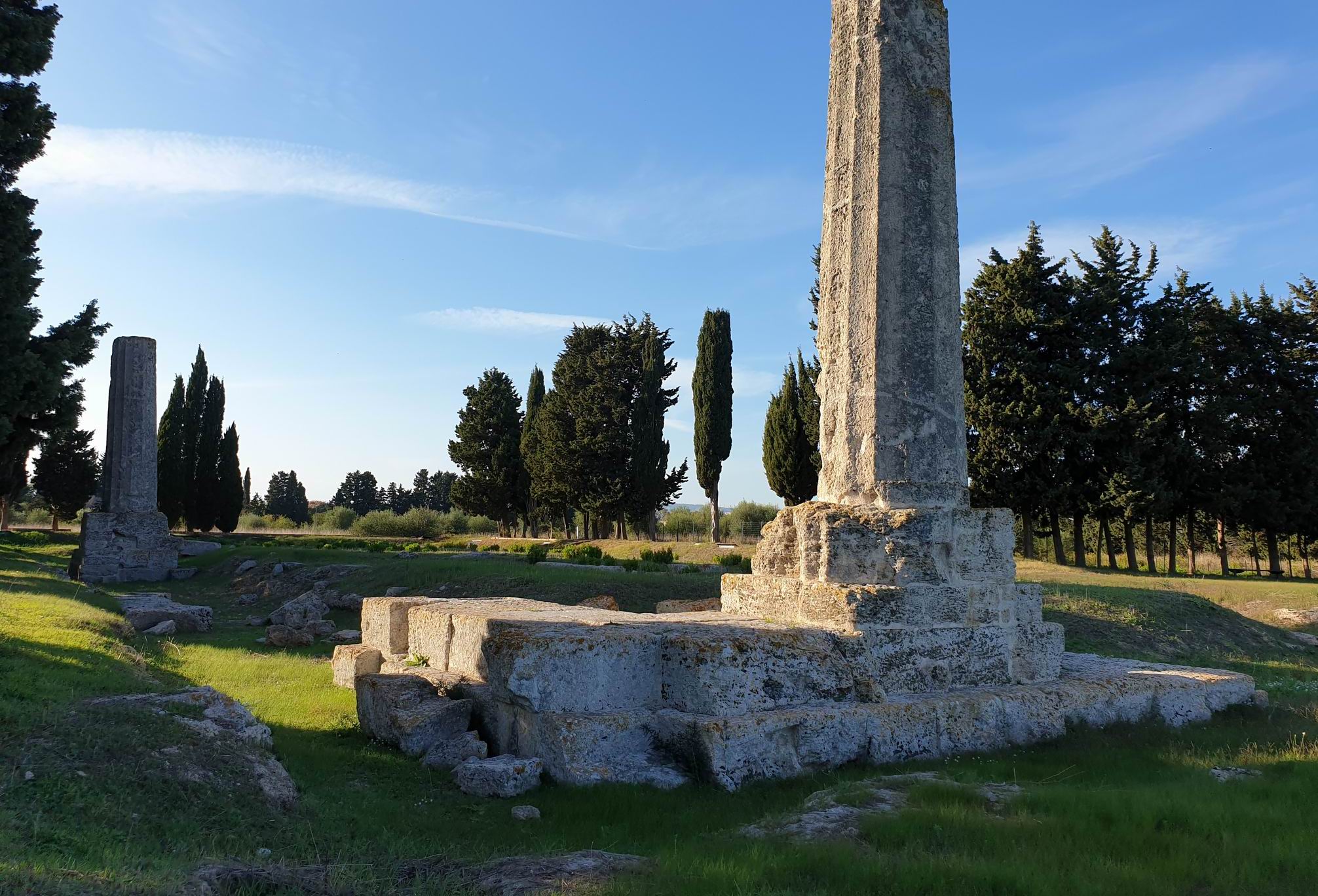 Zeus_Temple_Siracusa.jpg