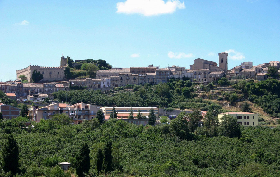 Mito e storia tra Tindari e Montalbano Elicona