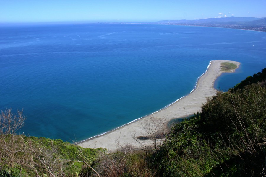 Tindari. Riserva Naturale Orientata Laghetti di Marinello e Villa Romana di Patti