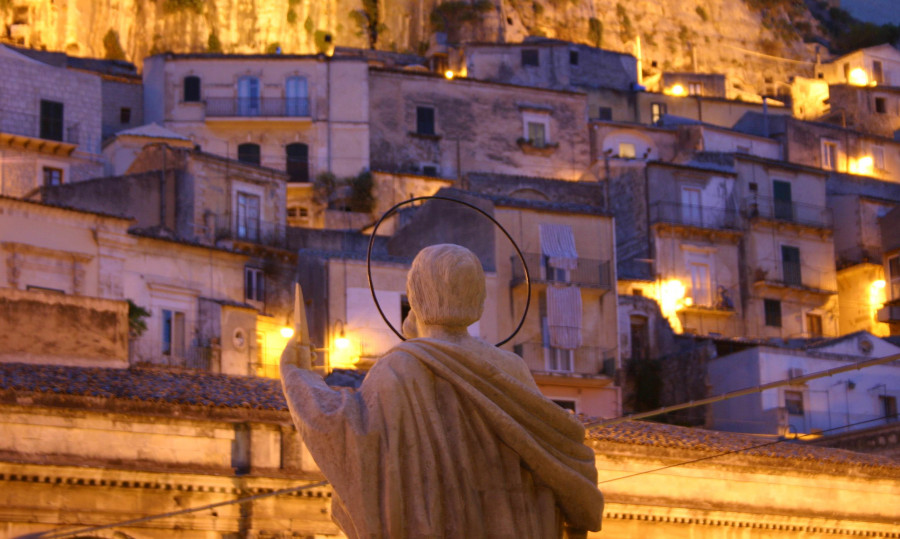 Walking around Modica