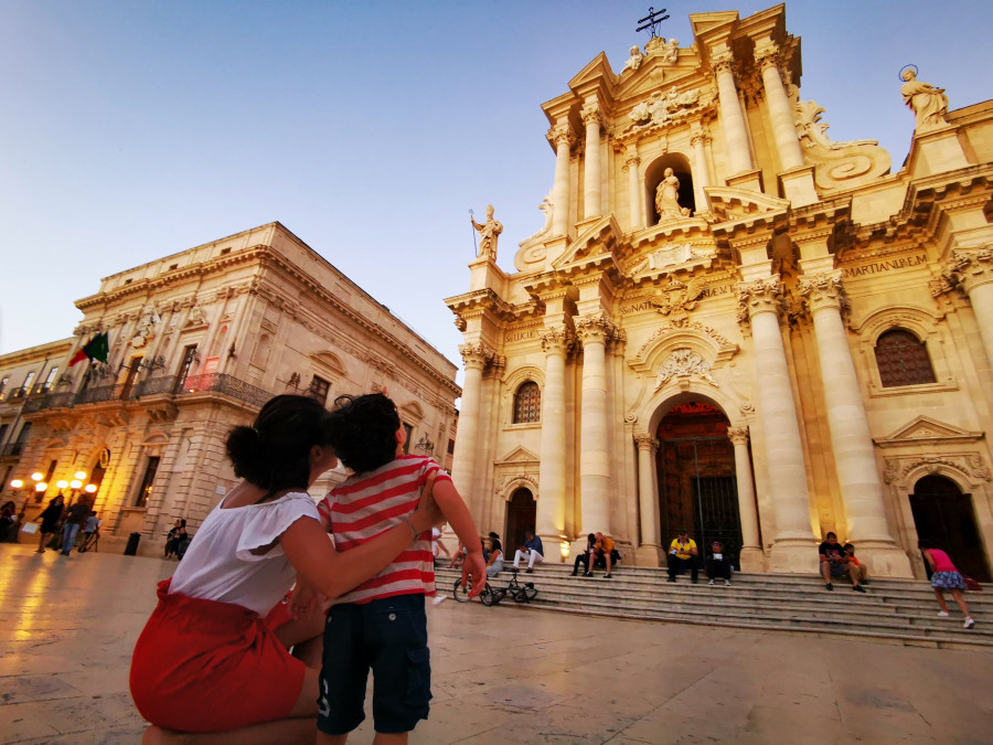 Ortigia with children: walking in an ancient Greek city