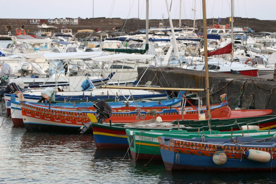 Tra Mito e Barocco. La Riviera dei Ciclopi e Acireale