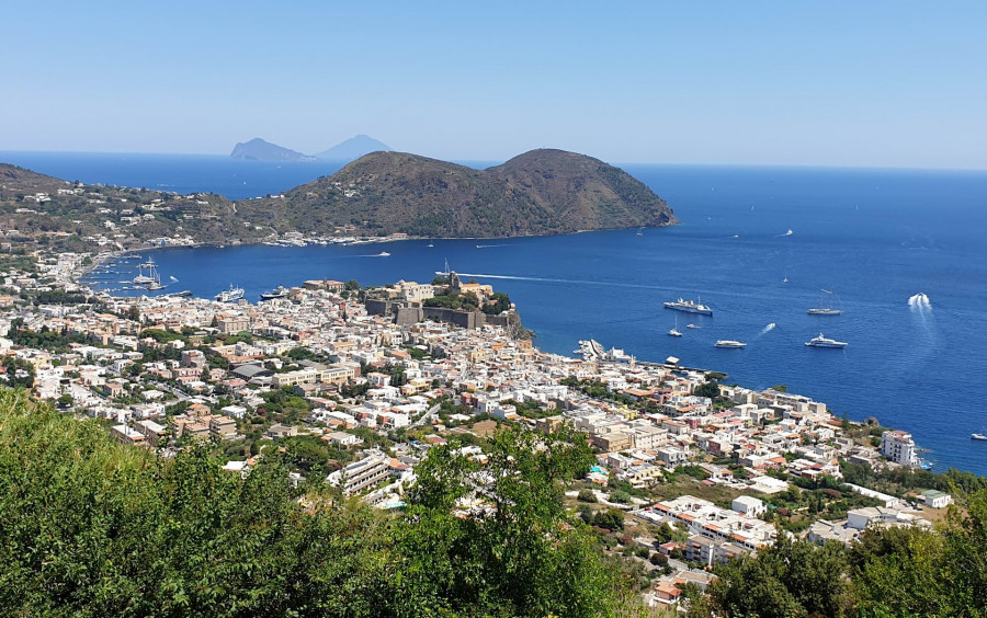 Archeologia e natura a Lipari