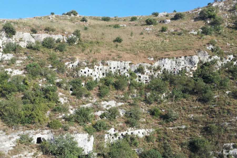 Archaeological walking tour of Pantalica