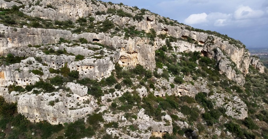 Protohistoric Necropolis of the River Cassibile and Ortigia
